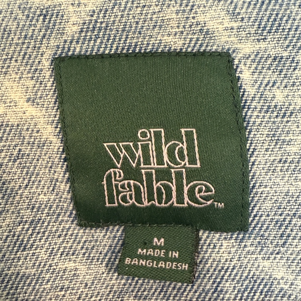 Vintage WILD FABLE denim jacket,Acid wash, Men/Women, Oversized,Unique design - Picture 2 of 3